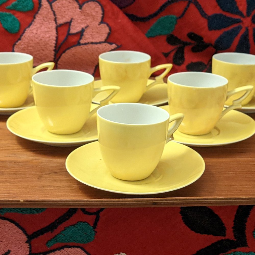Rare MCM Mid-century ALP Czechoslovakia 5 yellow eggshell espresso cups saucers